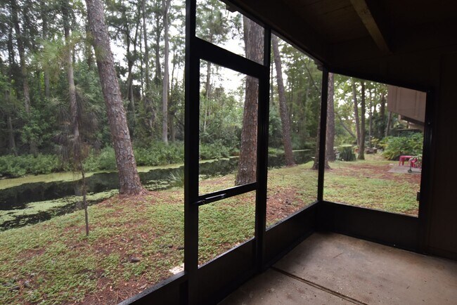Building Photo - 5323 Indian Creek Dr