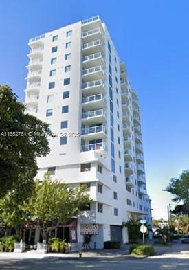 Building Photo - 1401 SW 22nd St