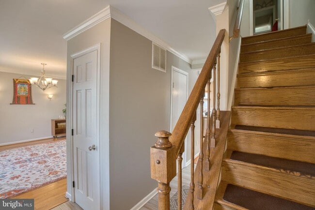 Building Photo - 5015 Tartan Hill Rd