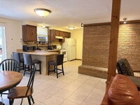 Building Photo - Spacious 1BR / 1BA Basement Apartment Just Minutes From Town