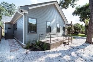 Building Photo - 1919 Lombardy St