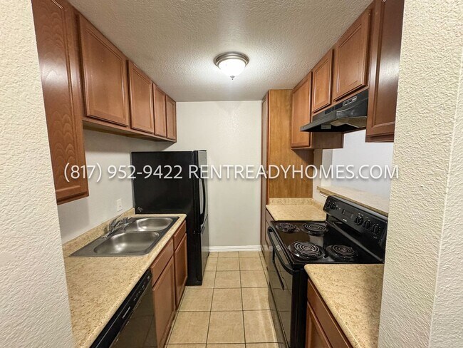 Building Photo - 8110 Skillman St