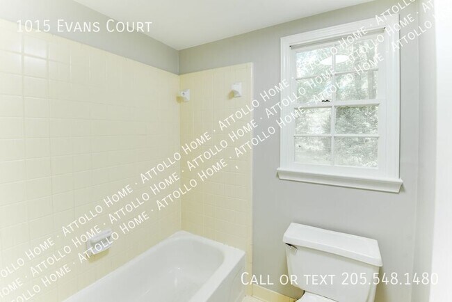 Building Photo - 1015 Evans Ct