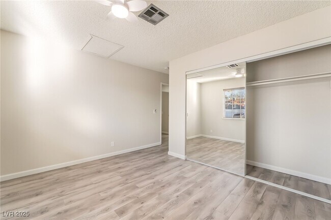 Building Photo - 603 Carleton Dr