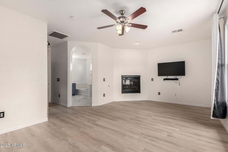 Building Photo - 1162 S Agnes Ln