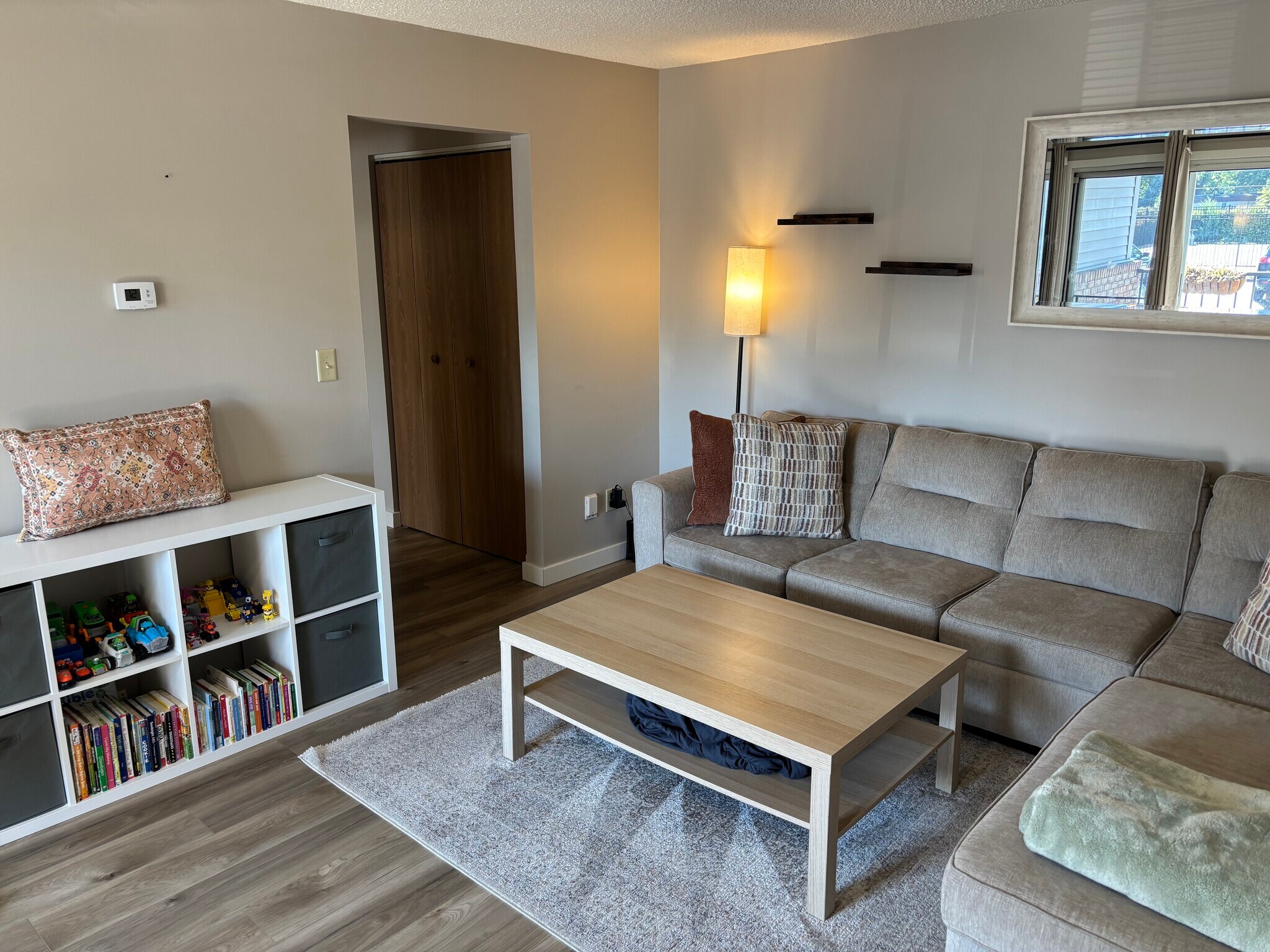 Building Photo - 2360 Wapakoneta Ave