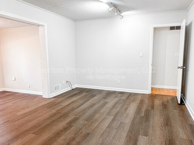 Building Photo - 4591 Woodward Rd