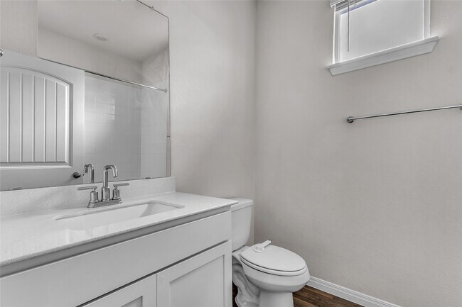Building Photo - 228 Sunniberg Lp