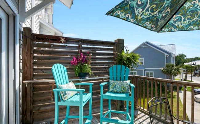 Building Photo - Spacious Summerwalk Townhome
