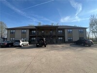 Building Photo - 3014 SE J St