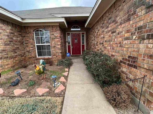 Building Photo - 6053 Laci Ln
