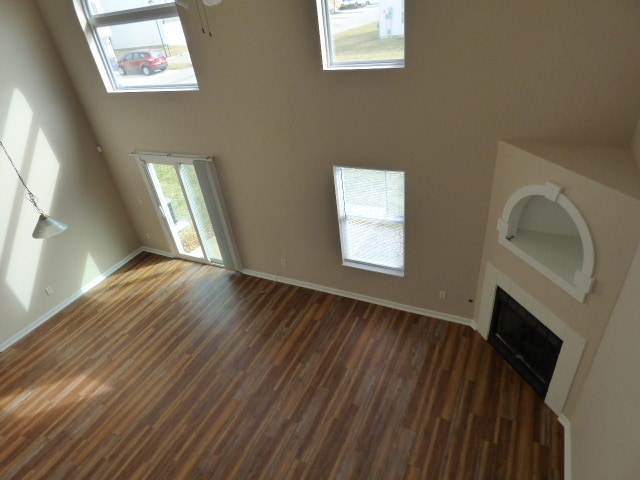 Building Photo - Chatterton Commons Condo