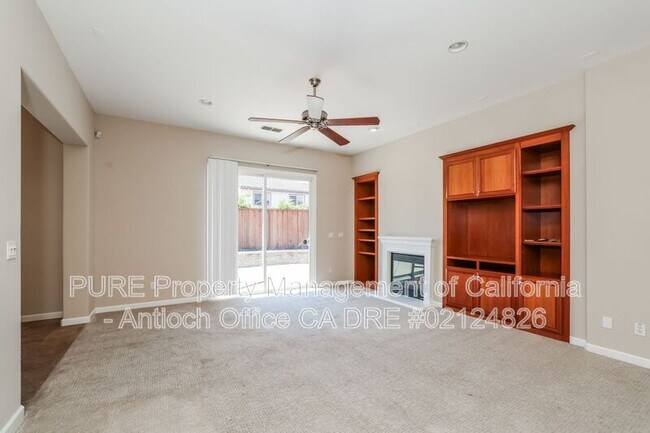 Building Photo - 5593 McFarlan Ranch Dr