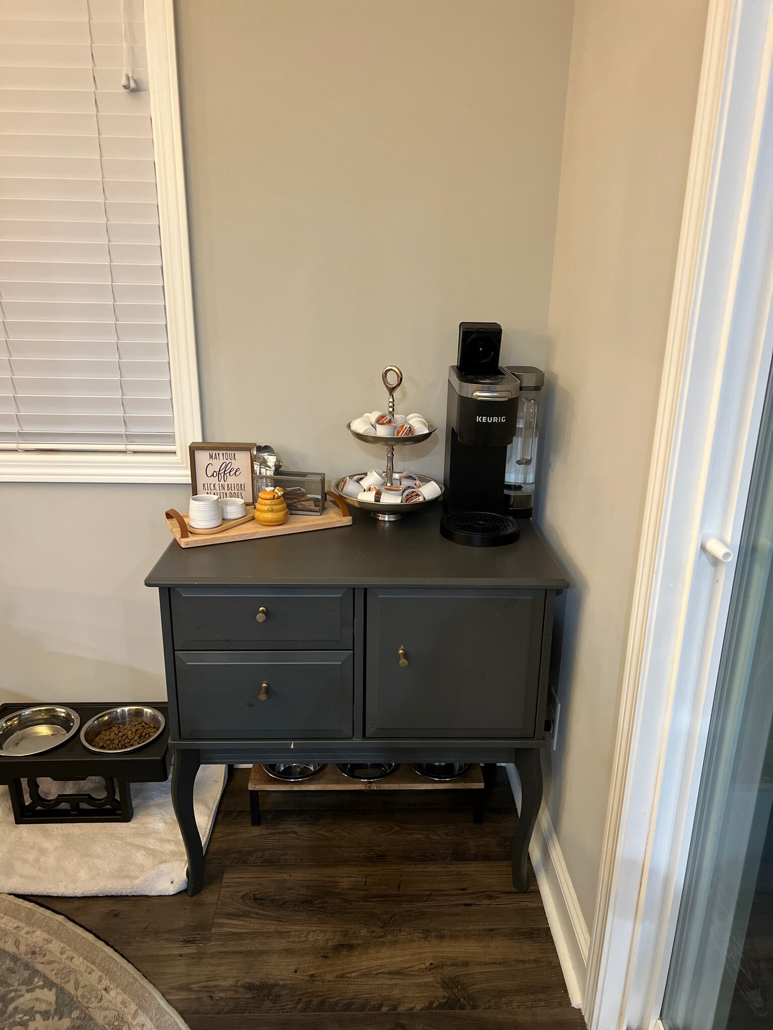 Coffee bar and plenty of space - 1230 Big Field Dr