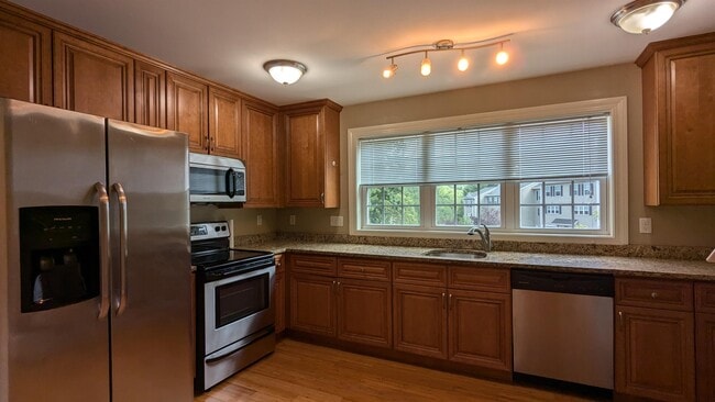 Building Photo - 69 Breckenridge Way