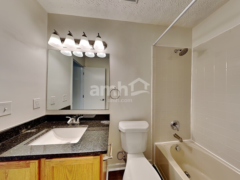 Building Photo - 4513 Edgarton Dr
