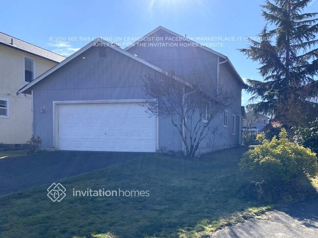 Building Photo - 17902 Panorama Blvd E