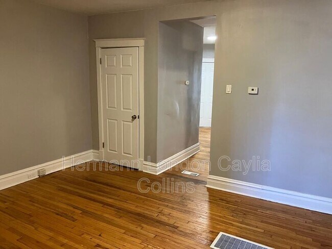 Building Photo - 3310 Wyoming St