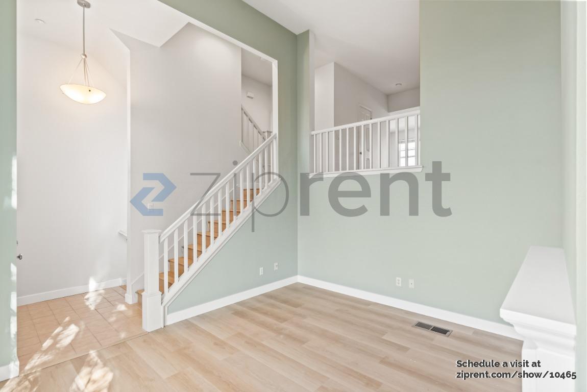 Building Photo - 1017 Keeble Ct