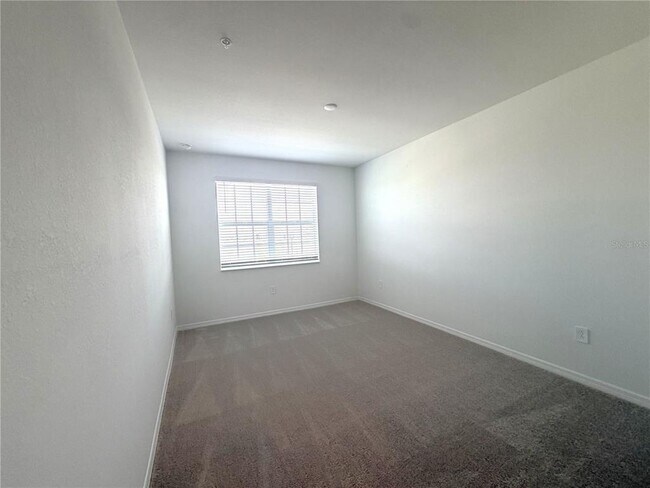 Building Photo - 13037 Blackberry Ct