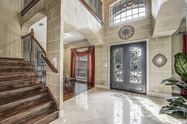 Building Photo - 4108 Barona Dr