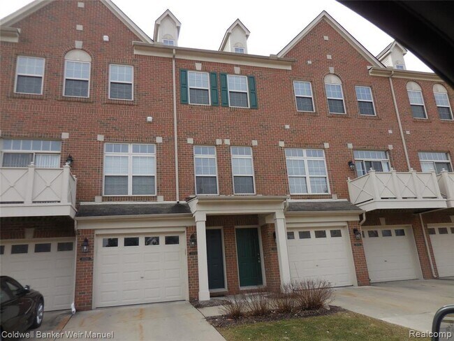 Building Photo - 39792 Rockcrest Cir