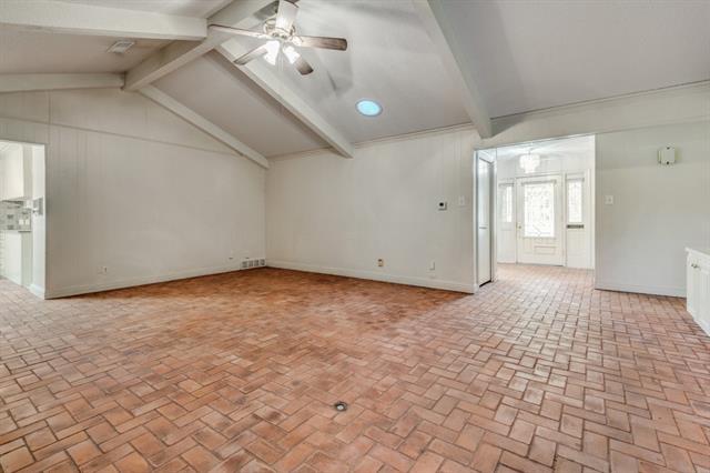 Building Photo - 1133 Day Dream Dr