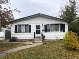 Building Photo - 215 3rd Ave N