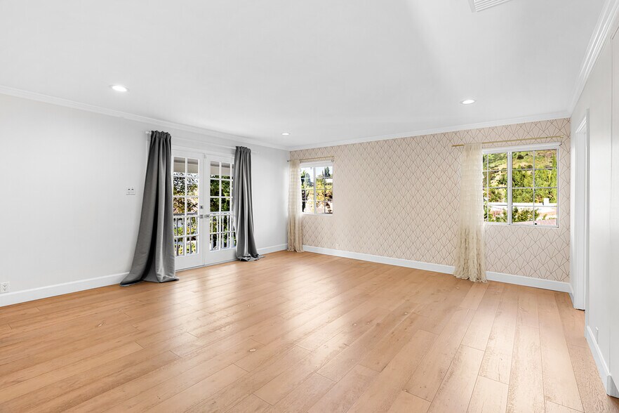 Building Photo - 3156 Dona Emilia Dr