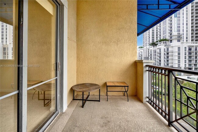 Building Photo - 8390 SW 72nd Ave