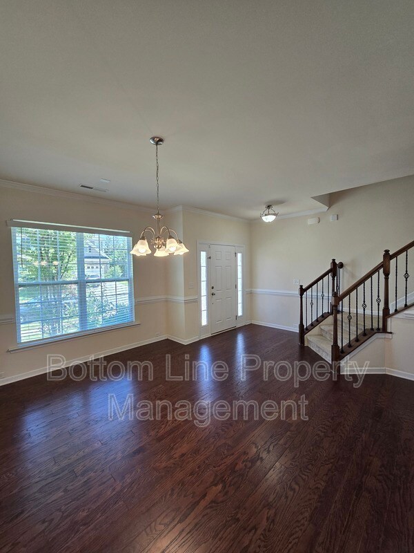 Building Photo - 10708 Sky Chase Ave NW