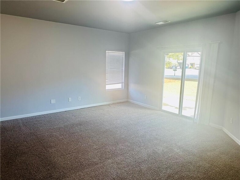 Building Photo - 6078 Oak Bend Ct