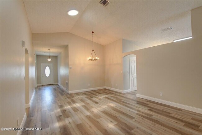 Building Photo - 680 Wickham Lakes Dr
