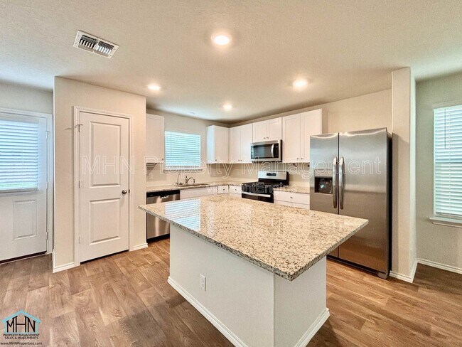 Building Photo - 5022 Jaspillite Ave