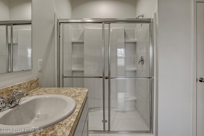 Building Photo - 1422 McFarland Dr