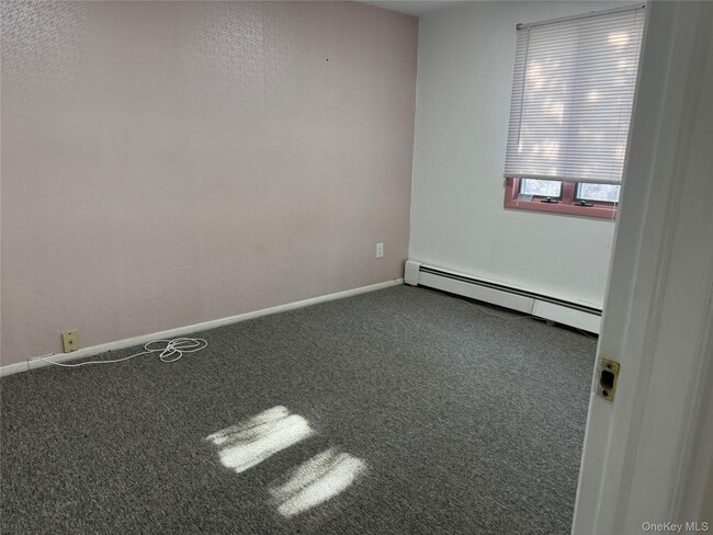 Building Photo - 10 Marsulin Dr