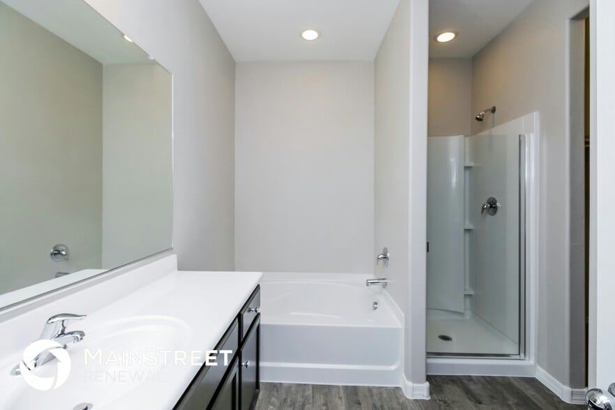 Building Photo - 19388 N Pietra Dr