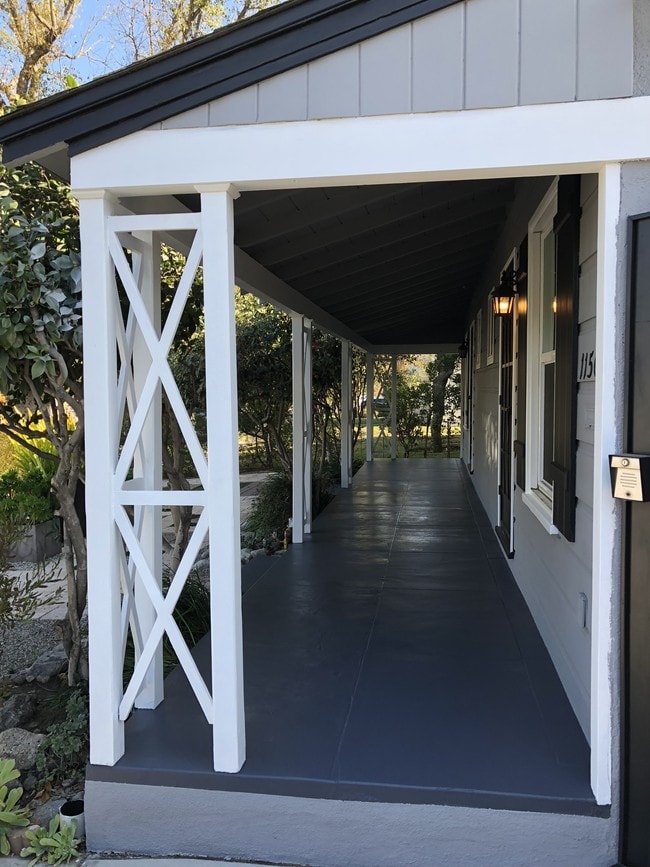 Building Photo - 11562 Huston St