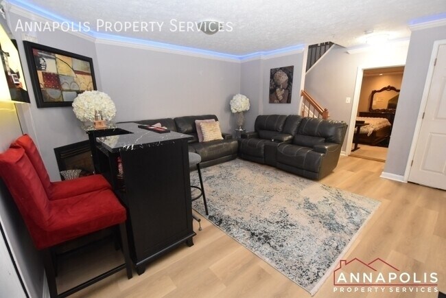 Building Photo - 2711 Summers Ridge Dr