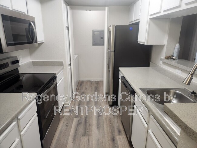 Primary Photo - 4367 Thornbriar Ln