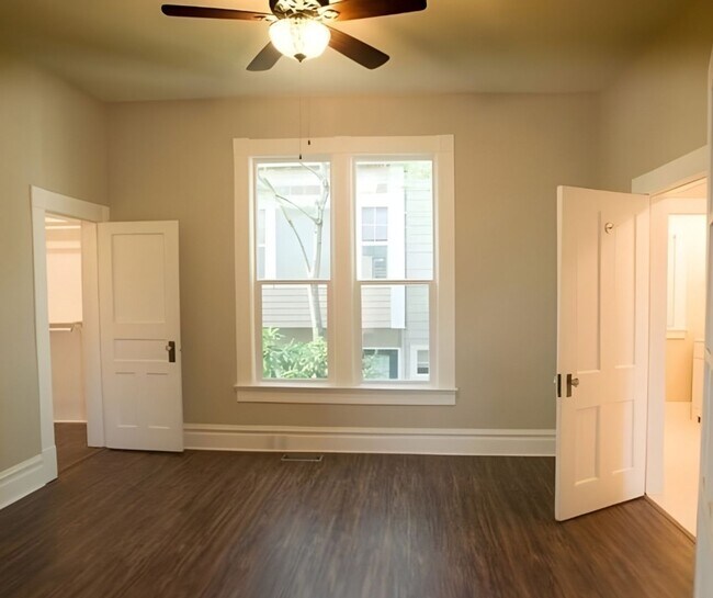 Building Photo - 1134 SE 45th Ave