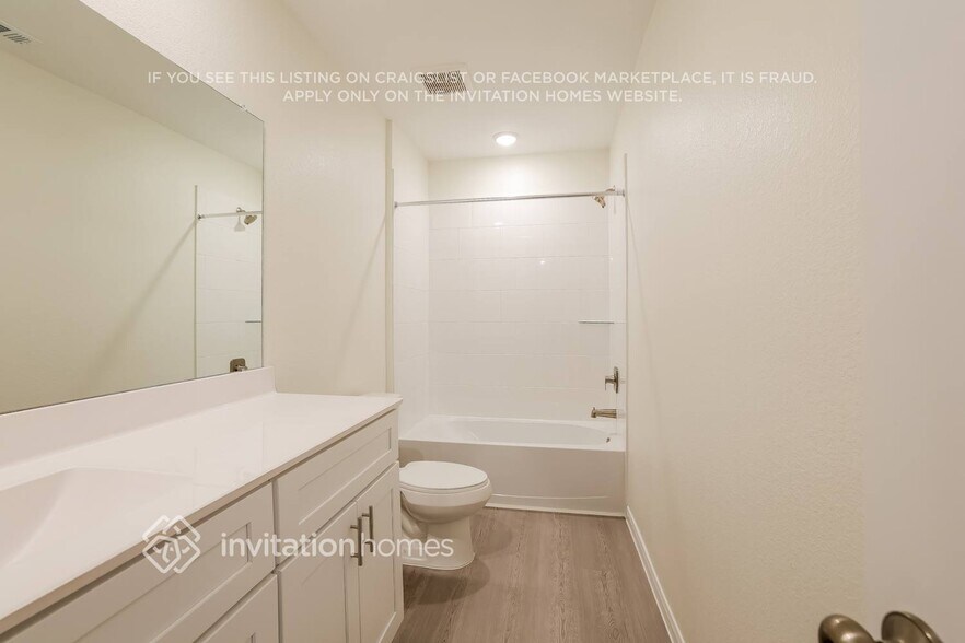 Building Photo - 13487 Maltessa Dr