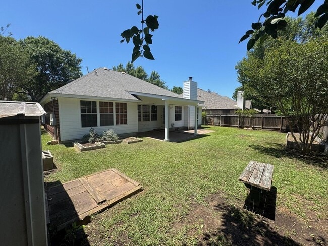 Building Photo - 16101 W Dorman Dr