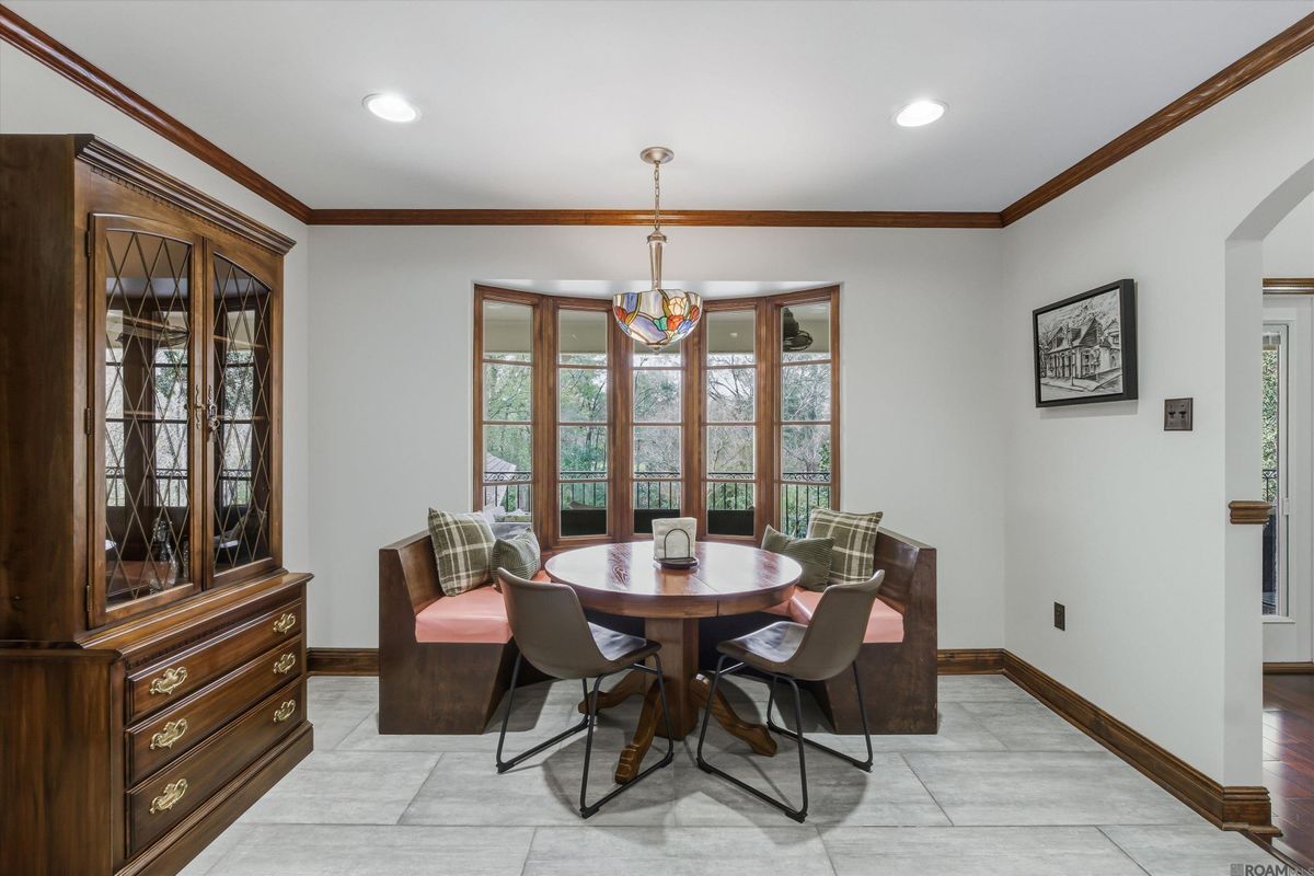 Building Photo - 6414 Highland Rd