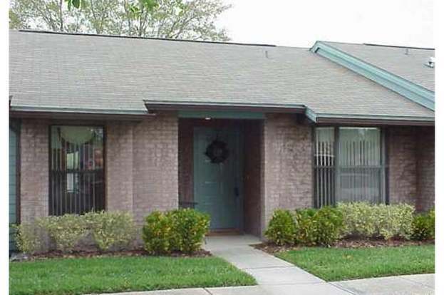 Building Photo - 2431 King Oak Ln