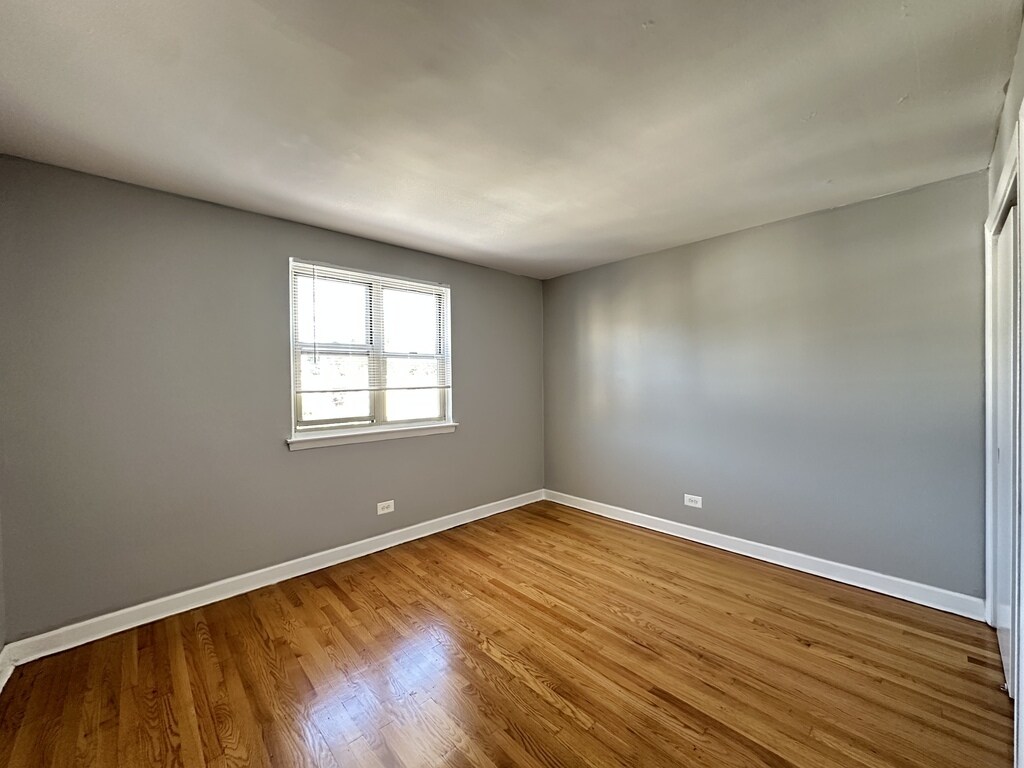 Building Photo - 4924 Mulford St