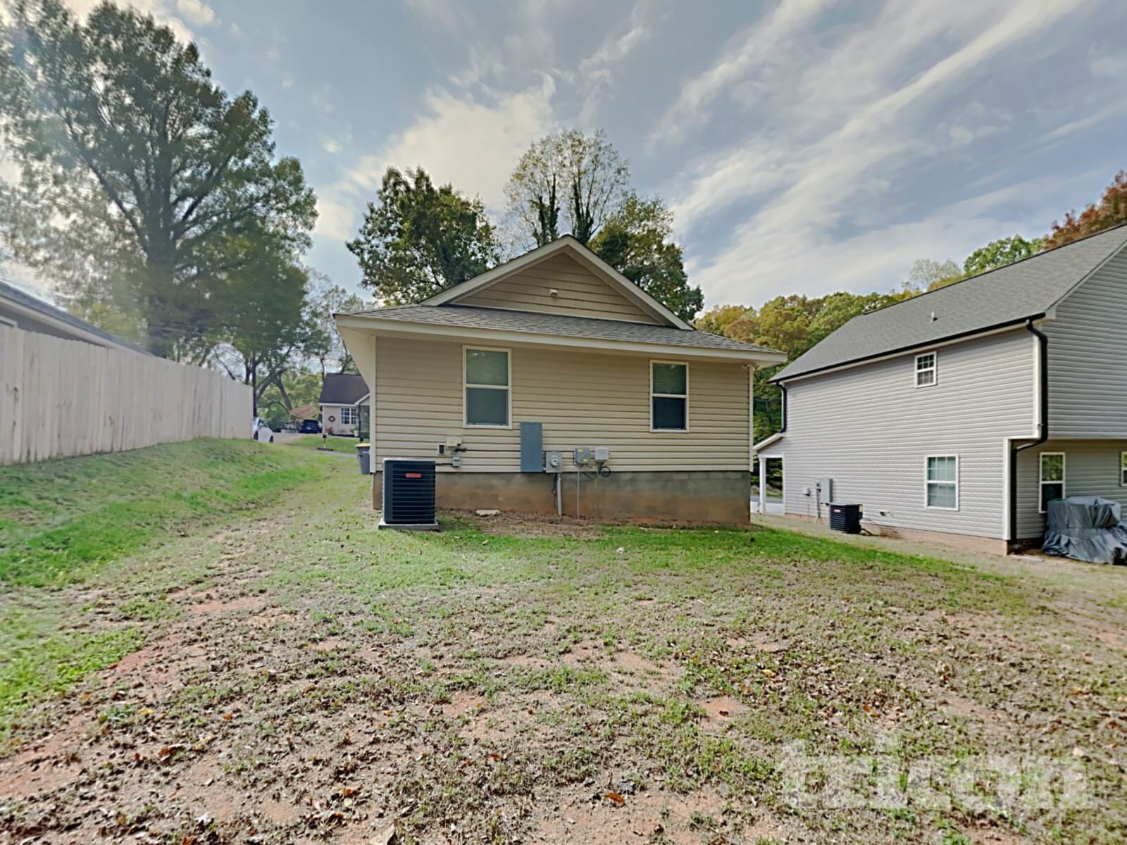 Building Photo - 5229 Harmon Pl