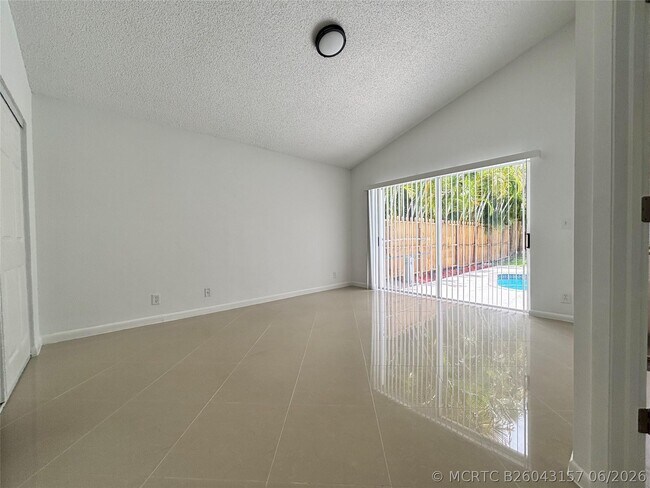 Building Photo - 2990 NW 68th Ave