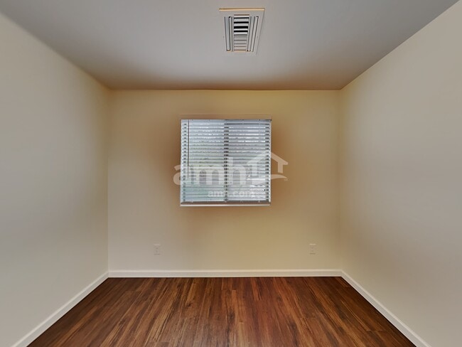 Building Photo - 887 E Autumn Harvest Pl