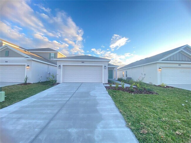 Building Photo - 4236 Pebbles Throw Dr